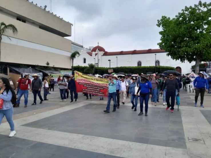 CNTE contin&uacute;a amagando con Paro Nacional durante el mundial de Futbol