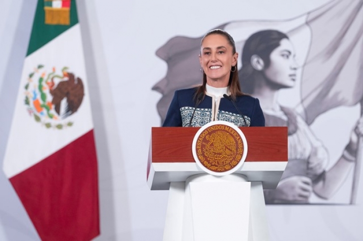 Sin aumentar impuestos y combatiendo la evasi&oacute;n fiscal, en 2025 se logr&oacute; r&eacute;cord de recaudaci&oacute;n con 487 mil 446 mdp m&aacute;s que en 2024: Presidenta Claudia Sheinbaum