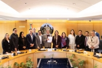 Comitiva entrega al Congreso de la Uni&oacute;n iniciativa de reforma a la Ley Federal de Armas de Fuego y Explosivos