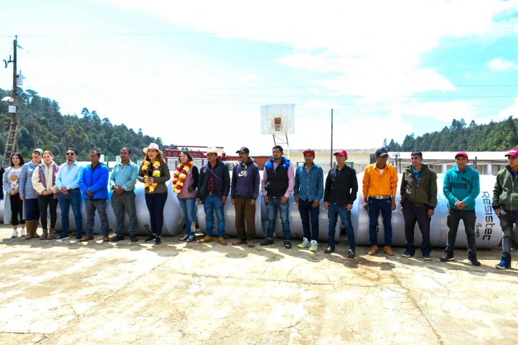 Fabiola Ricci refrenda compromiso con comunidades rurales durante visita a Napit&eacute;