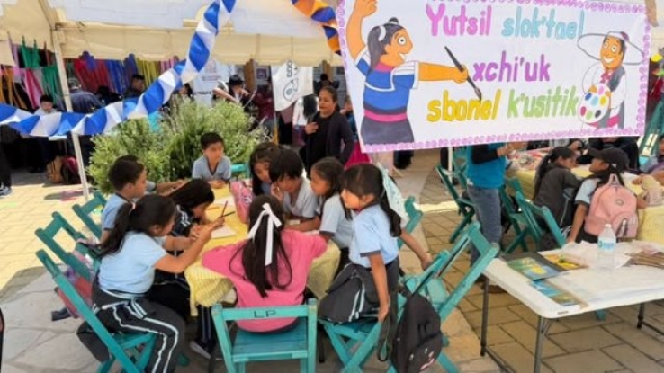 Se realiza en San Crist&oacute;bal "Rehileete: Feria de la Lectura Infantil y Juvenil"
