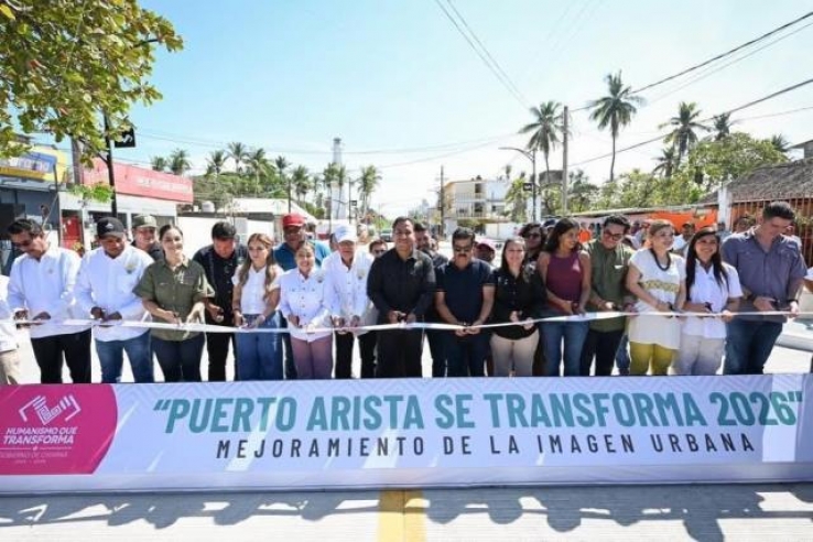 Eduardo Ram&iacute;rez inaugura obras de mejoramiento urbano en Puerto Arista