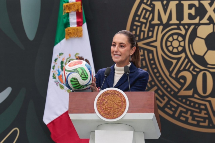 Presidenta Claudia Sheinbaum presenta la Copa Mundial FIFA 2026; &ldquo;es momento para compartirle al mundo lo que es M&eacute;xico y el momento hist&oacute;rico que vive&rdquo;