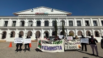 Organizaciones se manifiestan exigiendo justicia para tres mujeres violentadas en SCLC
