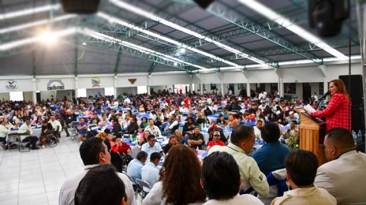 Reconocen liderazgo y compromiso de Fabiola Ricci en el 28 aniversario del SUTRAM