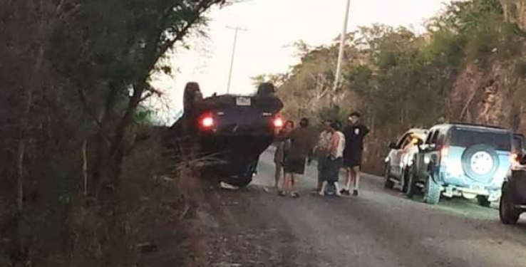 Un lesionado y cuantiosos da&ntilde;os materiales dej&oacute; accidente de tr&aacute;nsito en Tzimol