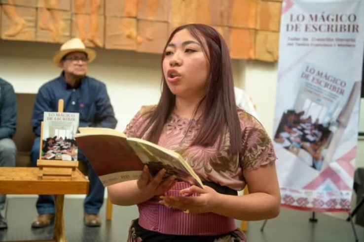Presentan libro &ldquo;Lo m&aacute;gico de escribir&rdquo;, fruto de Taller de Creaci&oacute;n Literaria
