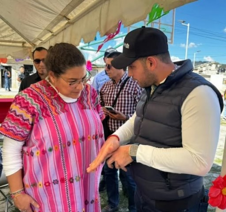 Ministra Batres, directivos del SAPAM y Guardianes del Agua recorren manantiales de San Crist&oacute;bal